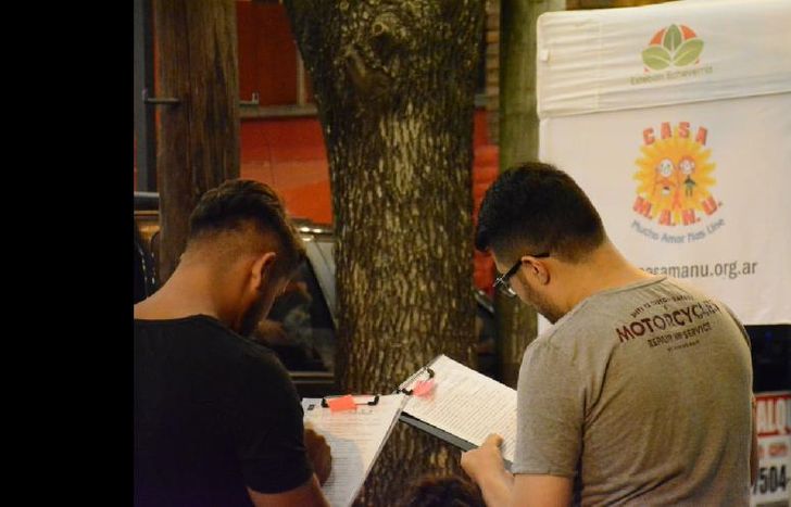 AIDS Healthcare Foundation (AHF) Argentina provee los insumos.