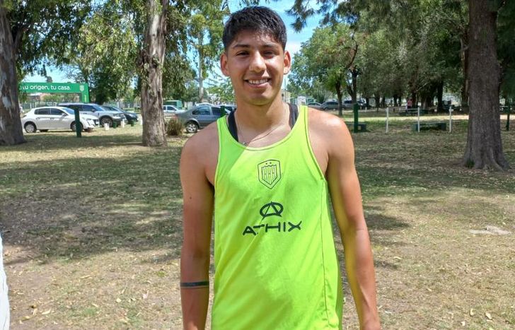 Matías González prepara su regreso a las canchas.