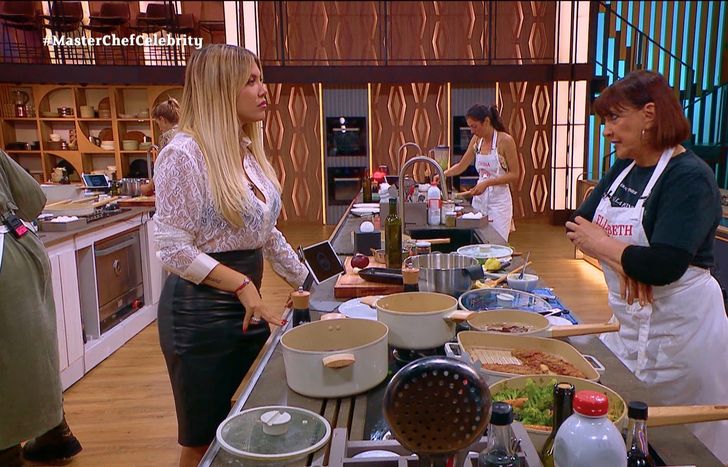 Wanda Nara y la Negra Vernaci, en MasterChef Celebrity.&nbsp;