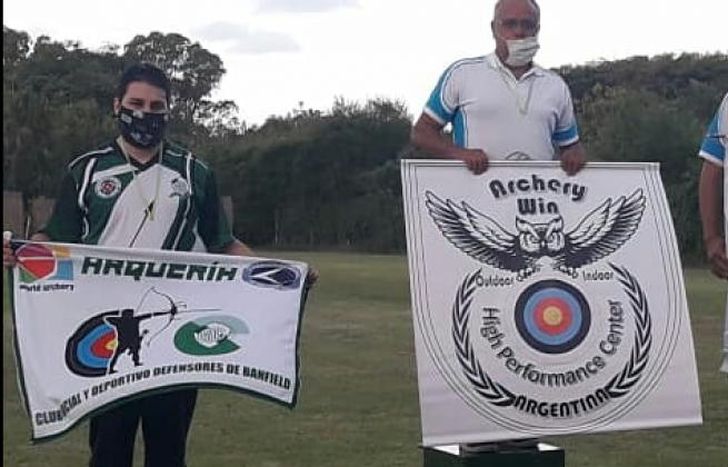 Juan Cruz se subió al podio en la categoría Recurvado WA.