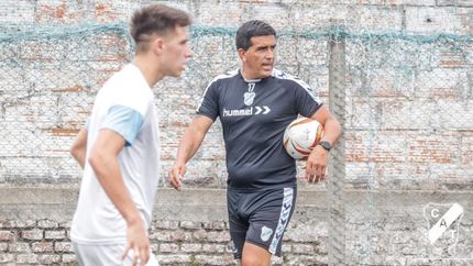 Campodónico dirigirá a la Reserva. Campodónico dirigirá a la Reserva.