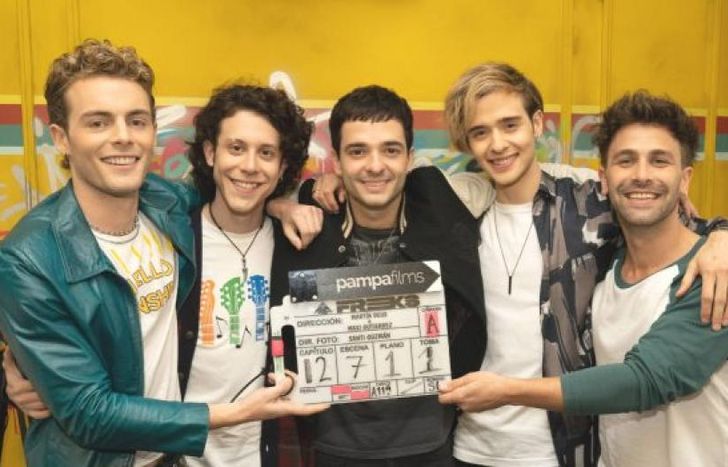 El elenco de la serie.