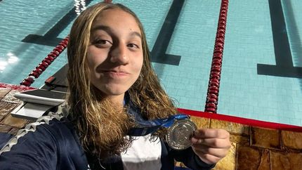 Carolina y su primer logro con la Selección Argentina de Natación Juvenil.