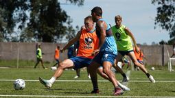 Temperley se enfoca en el armado del equipo.