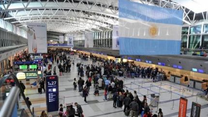 Deberán aislarse los que lleguen al país de zonas afectadas.