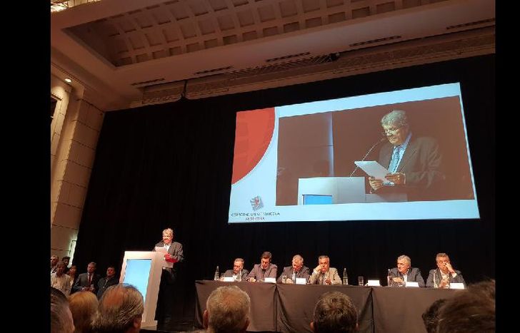 Tras un duro mensaje del titular de Coviar, los gobernadores reconocieron la difícil realidad del país.