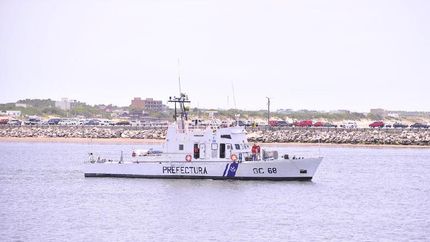 familiares y amigos de ezequiel bermejo llegaron a necochea para redoblar la busqueda