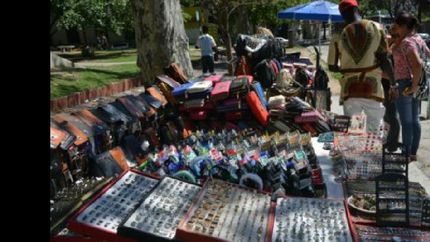 La crisis económica se profundiza y la alternativa es comprar más barato.