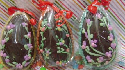 Hacen la rifa para comprar la materia prima.