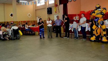 Todos los años festejan con un evento especial que incluye comida, sorteos y shows en vivo.