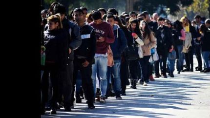 advierten que la recesion profundizara el desempleo y la caida del salario