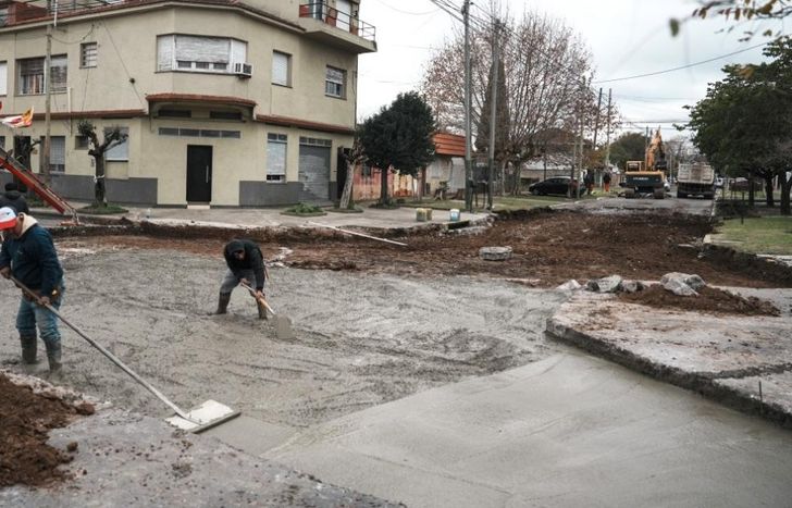 Las capas de asfalto en hormigón brindan más resistencia al paso de vehículos.