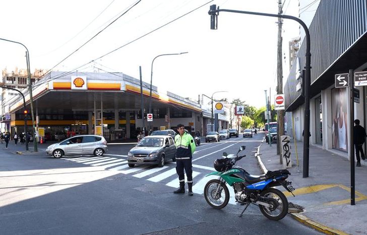 Agentes de Tránsito informaron a conductores y peatones.
