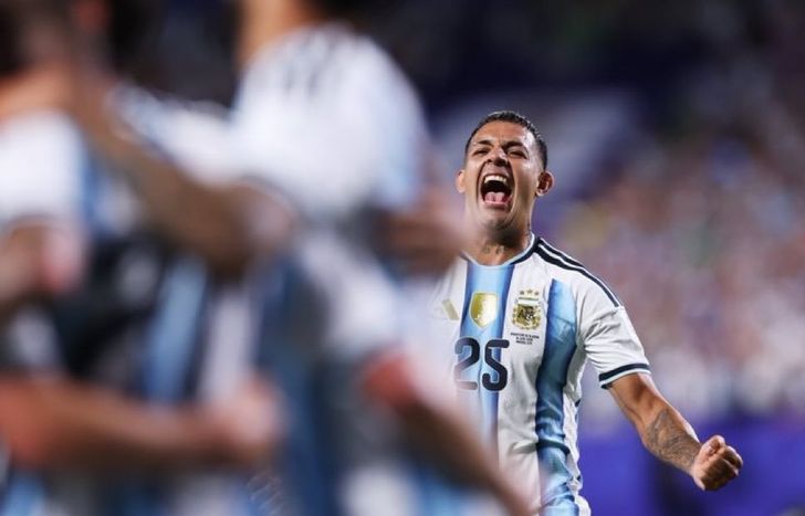 Facundo Medina tuvo su debut mundialista con la Selección Argentina.