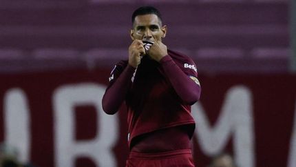 Se despide de las canchas en diciembre. Se despide de las canchas en diciembre.