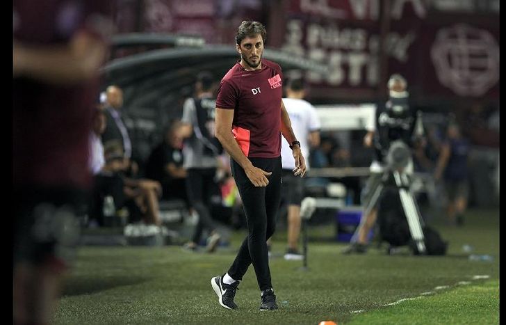 Luis Zubeldía se vio obligado a realizar modificaciones.