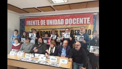 Marcha de docentes y ATE