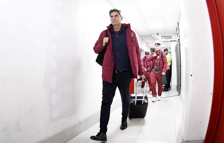 Mauricio Pellegrino no pudo clasificar a Lanús a los cuartos de final del Torneo Apertura.