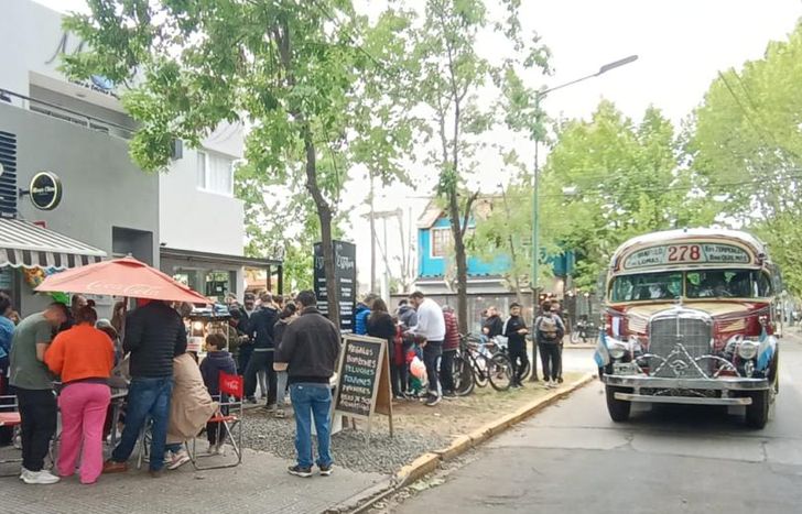 El recorrido iniciará desde el kiosco que se caracteriza por ser punto de intercambio de figuritas.
