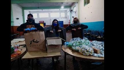 se pueden dejar donaciones para hacer un gran locro.