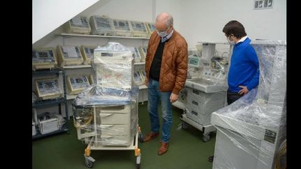 arreglan equipos medicos en desuso o que no funcionaban para hospitales