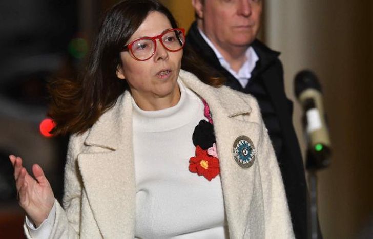 Batakis juró el lunes pasado.