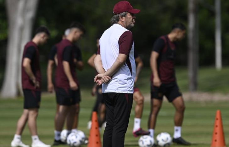 Zielinski ya hizo su pedido en cuanto a los refuerzos para Lanús.