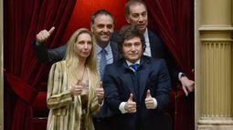 Bajo el gobierno de Javier Milei crece el empleo informal y marginalizado. Bajo el gobierno de Javier Milei crece el empleo informal y marginalizado.