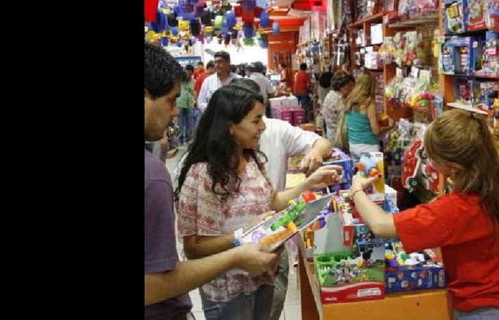 el ticket promedio está en el orden de $800 por juguetes.