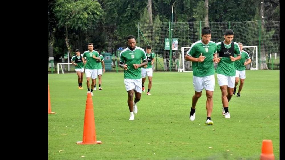 Banfield: Julio Falcioni ya tiene el equipo para el debut
