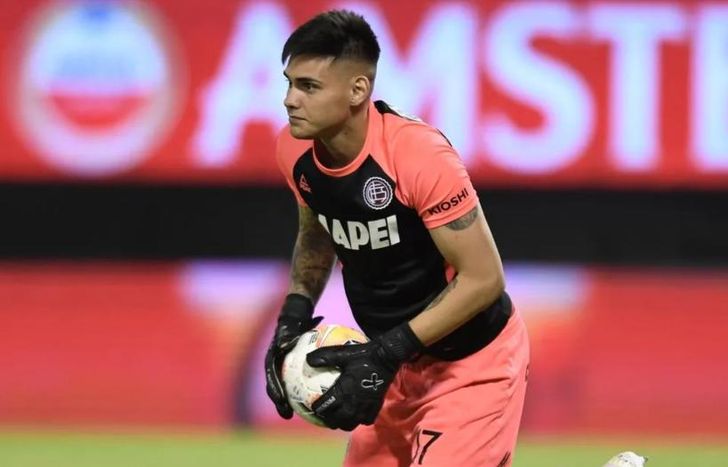 Lautaro Morales comenzó a palpitar el clásico con Banfield.