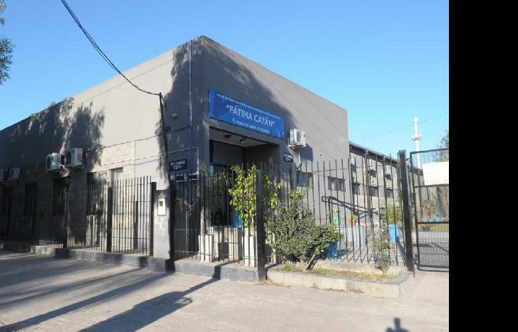 En este espacio dictan talleres para que puedan capacitarse, fortalecer el autoestima y autoabastecerse.