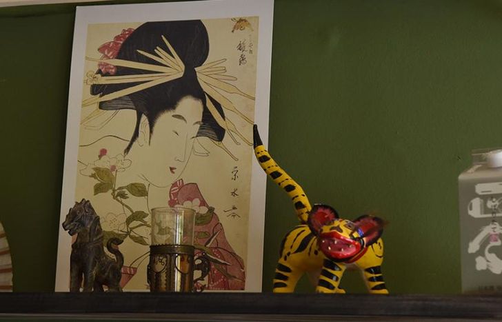 Decoración única, incluso con objetos de María Kodama.