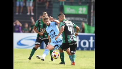 Temperley cayó en Mataderos y cortó su andar ganador. Temperley cayó en Mataderos y cortó su andar ganador.