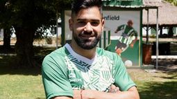 Milton Giménez firmó contrato hasta 2026