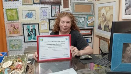 Claudia aprendió el oficio hace 40 años.