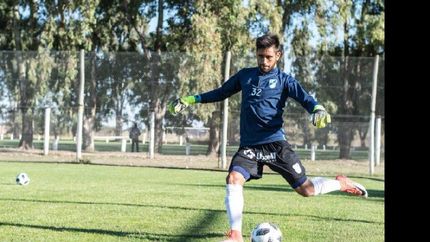 El arquero Julián Lucero, con contrato vigente, está en los planes de Aldirico. El arquero Julián Lucero, con contrato vigente, está en los planes de Aldirico.