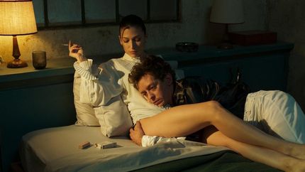 Nahuel Pérez Biscayart y Úrsula Corberó.