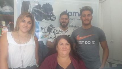 Beatriz y sus hijos apuestan al trabajo para progresar.