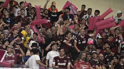 Miles de hinchas en el Mineirao. Miles de hinchas en el Mineirao.