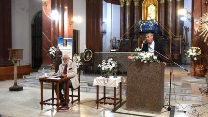 La jornada culminó con una conferencia y una misa en homenaje al Monseñor Schell.