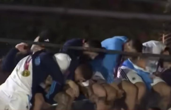 Así fue el momento tenso de los jugadores de la Selección.