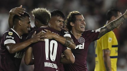 Lanús fue contundente y le ganó bien a Boca. Lanús fue contundente y le ganó bien a Boca.