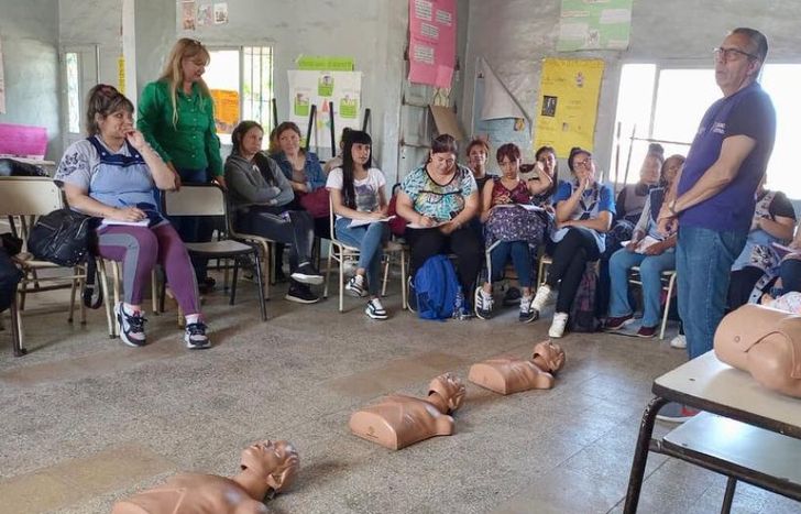 Hubo talleres en la Secundaria N°72 y en el ISFD N°103.