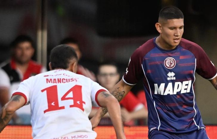 Cáceres está a préstamo desde Racing.