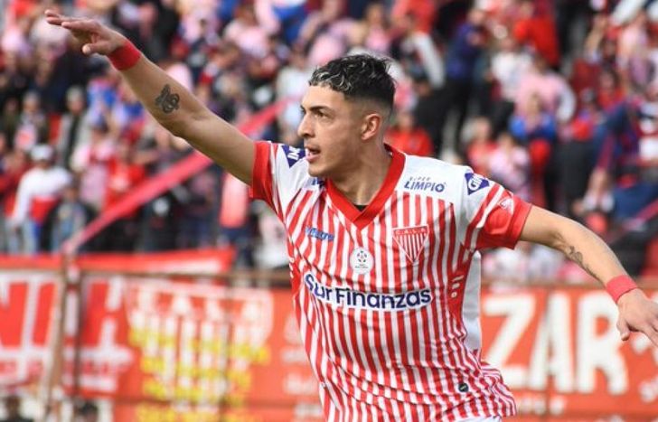 González celebra su gol.