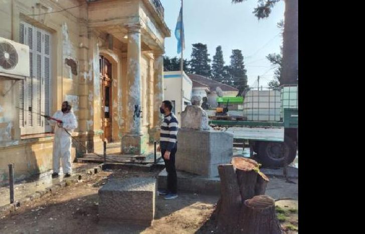 Ya comenzaron las tareas de refacción para mejorar la fachada del hospital.