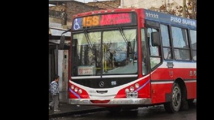 apunalaron a un colectivero y hay paro de choferes de la linea 158