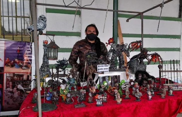 Participan ilustradores, escritores, escultores y emprendedores.