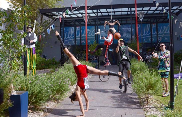 En Manuel Castro 262, un centro neurálgico de actividades culturales en la región.